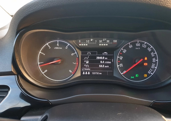 Opel Corsa cena 30900 przebieg: 120000, rok produkcji 2017 z Szamotuły małe 742
